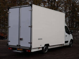 2016-renault-master-1394226-44285837