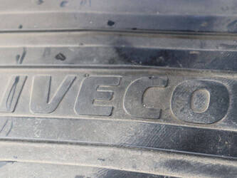 iveco-daily-40c21-44285941