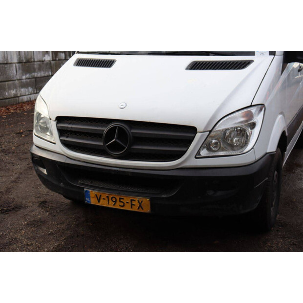 2011 Mercedes-Benz SPRINTER-44285962