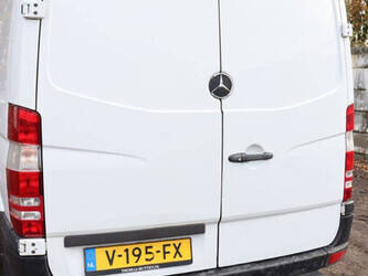 2011-mercedes-benz-sprinter-1394231-44285969