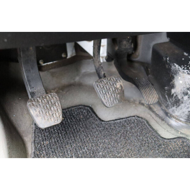 2011 Mercedes-Benz SPRINTER-44285983