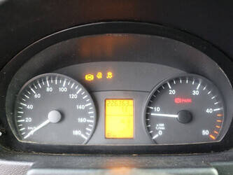 2011-mercedes-benz-sprinter-1394231-44285992