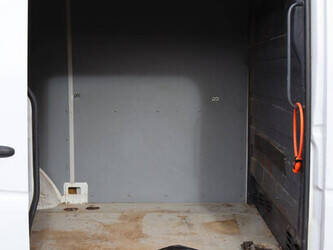 2011-mercedes-benz-sprinter-1394231-44285999