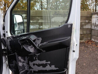 2011-mercedes-benz-sprinter-1394231-44286001