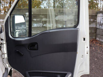 2004-iveco-daily-35s-1394235-44286086