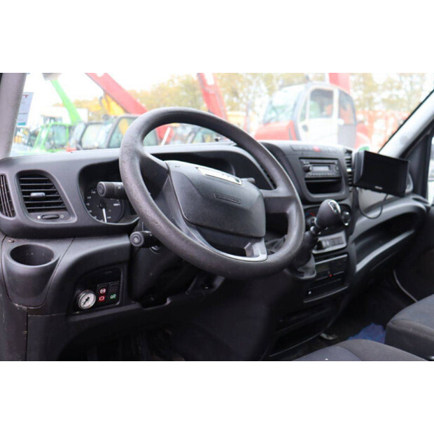 2017 VELDHUIZEN P46-1-44286224