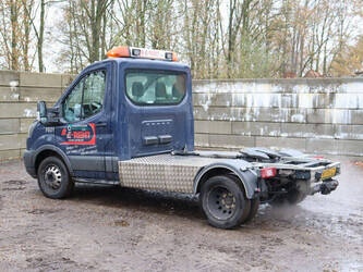 ford-transit-1394251-44286474