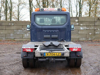 ford-transit-1394251-44286476