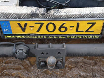 ford-transit-1394251-44286489