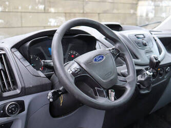 ford-transit-1394251-44286499