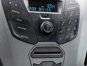 ford-transit-1394251-44286511