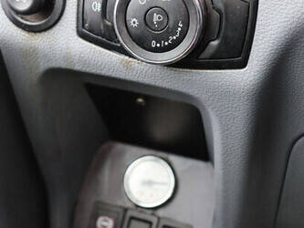 ford-transit-1394251-44286517