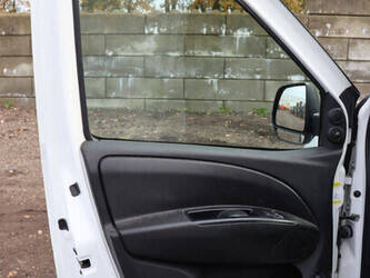 2017-opel-combo-van-1394255-44286592