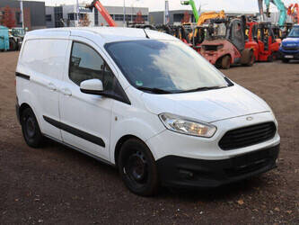 ford-transit-courier-1394258-44286645