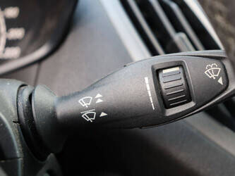 ford-transit-courier-1394258-44286673