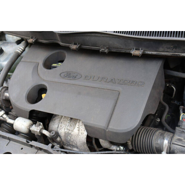 Ford Transit Courier-44286688