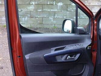 peugeot-rifter-1394262-44286752