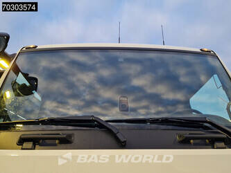 2025-man-tgs-33-480-1394279-44287109