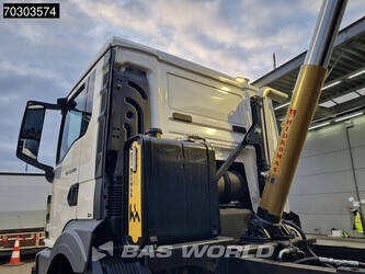 2025-man-tgs-33-480-1394279-44287113