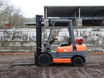 toyota-02-6fg-30-44287491