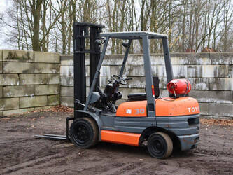 toyota-02-6fg-30-44287493