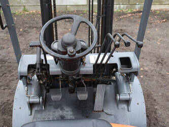 toyota-02-6fg-30-44287518