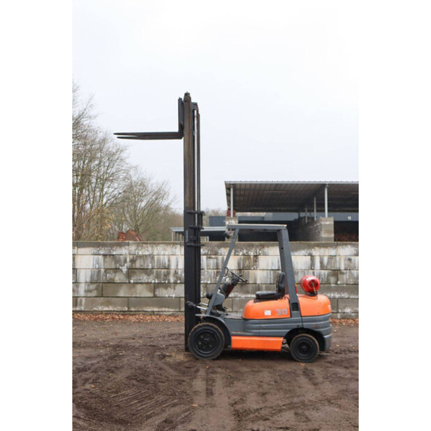 تويوتا 02-6FG-30-44287526