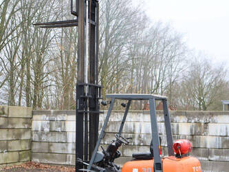 toyota-02-6fg-30-44287527