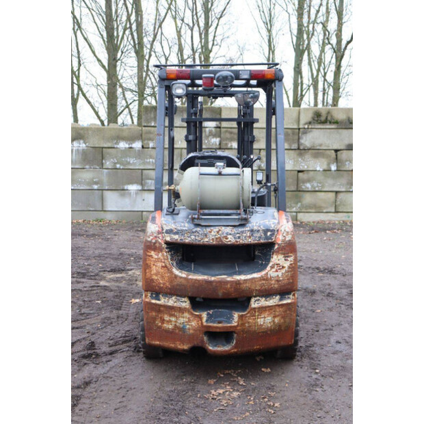 2016 تويوتا 02-8FGJF35-44287692