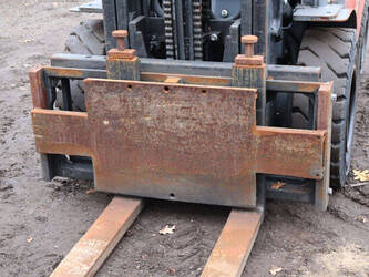 2016-toyota-02-8fgjf35-44287698