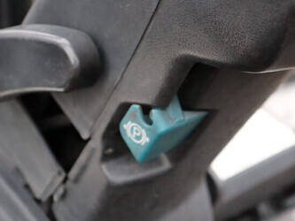 2016-toyota-02-8fgjf35-44287716