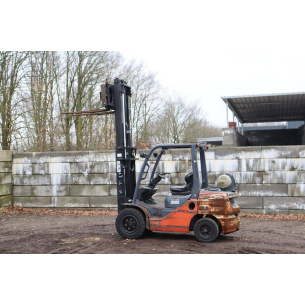 2016 تويوتا 02-8FGJF35-44287730