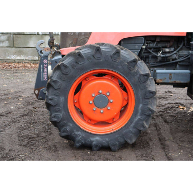 2008 KUBOTA M9540-44287764