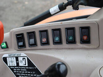 2008-kubota-m9540-44287790