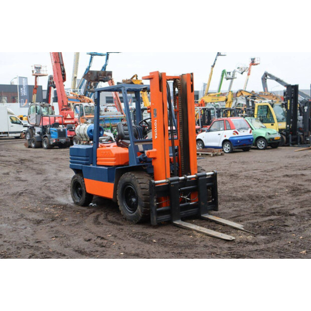 1989 تويوتا 02-5FG45-44287806