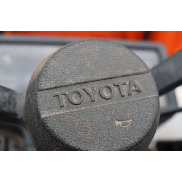 1989 تويوتا 02-5FG45-44287836