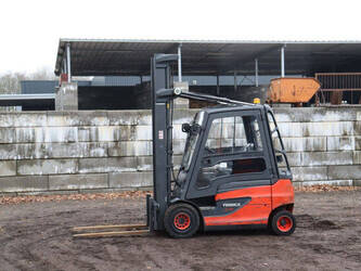 Image de ENGINS DE LEVAGE 2018 Linde E25-01