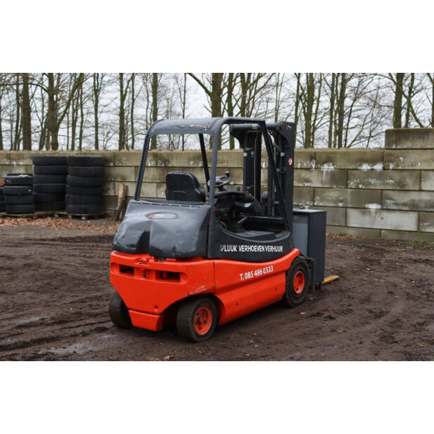 2001 Linde E25-02-44287923