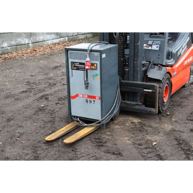 2001 Linde E25-02-44287927