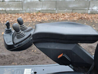 2001-linde-e25-02-1394319-44287947