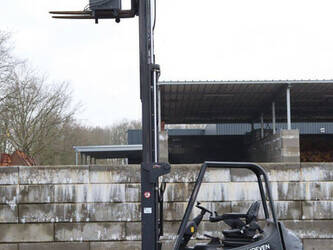 2001-linde-e25-02-1394319-44287959