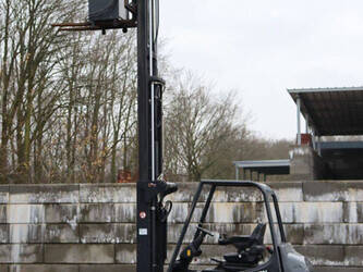 2001-linde-e25-02-1394319-44287960