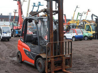 2020-linde-h25t-01-44287986