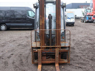 2020-linde-h25t-01-44287987