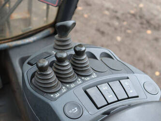 2020-linde-h25t-01-44288013