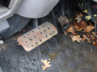 2004-jcb-others-44288128