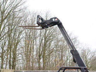 2004-jcb-others-44288137