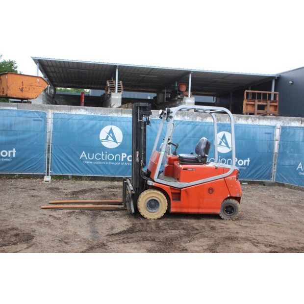 2003 BT CBE 2.5 AC-44288271