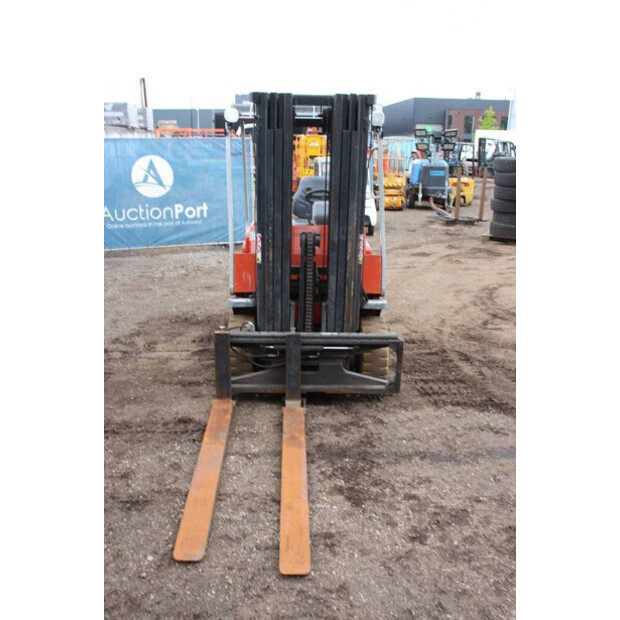 2003 BT CBE 2.5 AC-44288277