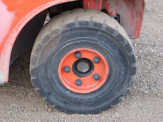 2016-linde-h30cng-02-1394343-44288576